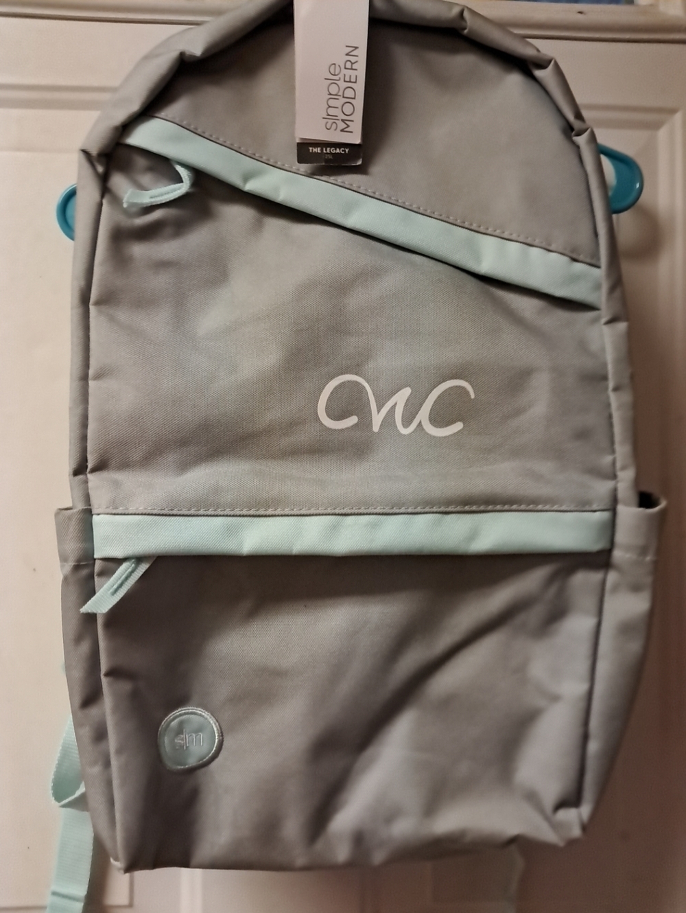 NWT Simple Modern "The Legacy 25L" Ellis Backpack. Light Blue & Gray